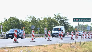 Polícia eviduje v Bratislavskom kraji pre uzatvorenie D1 dopravné komplikácie