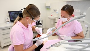 5 chorôb, ktoré vám môže zistiť zubár počas prehliadky