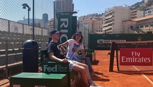 Vysnívané susedstvo! Miniwimbledon priamo na záhradke