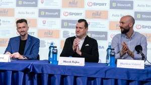 Volejbalové reprezentácie preberajú doterajší asistenti