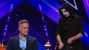 Jaro Slávik sa v Talente postaví svojmu strachu: Kúzelník mu takmer odreže a podpáli hlavu!