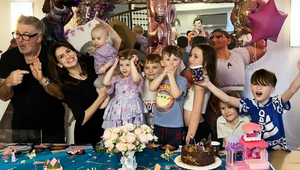 Hviezdny herec pobúril verejnosť! Je vhodné, aby sa TOTO pýtal otec vlastných detí?!