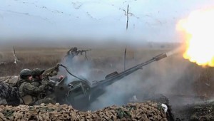 1383. deň na Ukrajine: Ruské útoky si vyžiadali obete a poškodili kľúčovú infraštruktúru