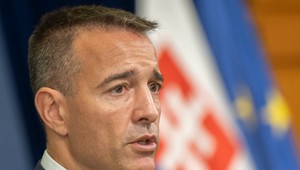 Školskí odborári a ministerstvo školstva sa dohodli, podpísali memorandum