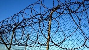 Medzi Ruskom a Ukrajinou by mal vyrásť plot s ostnatým drôtom