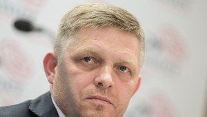 Robert Fico bol pre zdravotné problémy v nemocnici