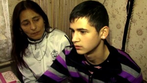 Školáka (15) mali zbiť policajti rovno v kancelárii riaditeľa!