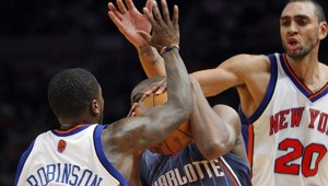 New York po katastrofách bližšie k zápasom play off