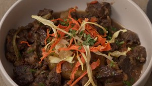 Hlavné jedlo: Carbonnade Flamende