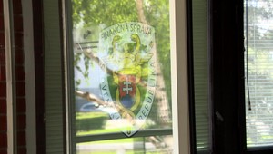 Upozorňujeme na falošných kontrolórov, zneužiť chceli nový systém eKasy. Požadovať môžu aj vyplatenie pokuty