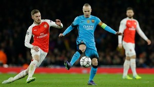 Naivné a frustrujúce, soptil tréner Arsenalu Wenger