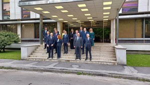 VIDEO: Viete, ako sa fotí nová vláda? Pozrite si prípravy