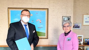 Končiaci slovenský veľvyslanec v Británii odovzdal v Londýne vysoké vyznamenania