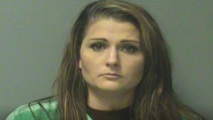 Matka nechala svoje štyri deti samé doma a odletela do Nemecka