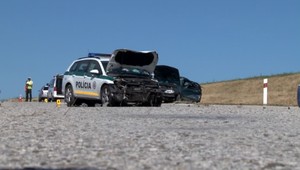 Dôchodca vošiel policajtom do cesty. V nemocnici bojoval o život, no zomrel