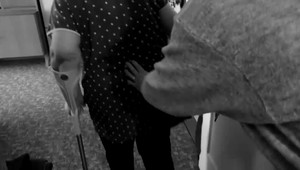 Týral vlastnú mamu tri roky. Nedovolil jej spať a opakovane sa jej vyhrážal smrťou