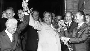 Doba cenzúry a trezorových filmov. Na august 1968 spomínajú aj umelci