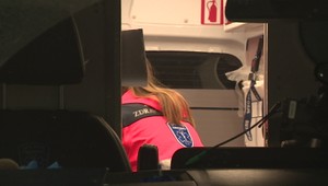 Sprievod blízkej osoby v nemocnici nie je samozrejmosť. Rodiny hovoria o bezmocnosti