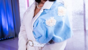 Ako nosiť veľký šál, aby sme nevyzerali ako snehuliak? Skúste TÝCHTO 5 spôsobov viazania!