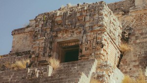 Čo ukrýva mayská pyramída v Uxmale? Pohľad, ktorý vás ohromí