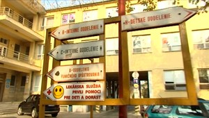 Pred jednou z diskoték sa strhla bitka. Svedok tvrdí, že padli aj vyhrážky smrti