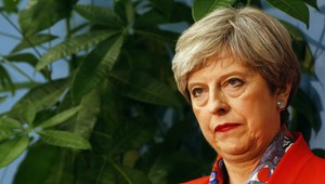 Britské médiá kritizujú Johnsona. Premiérku čaká druhý boj o brexit, píšu