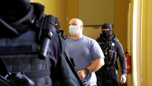 Vražda spred 21 rokov je späť na súde. Odsúdený vrah Adamčo požiadal o obnovu konania