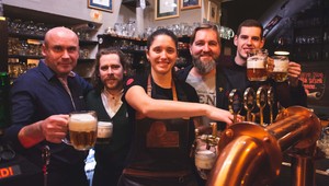 Tajné kontroly v prevádzkach: Pivovarníci chcú v podnikoch dokonalé pivo