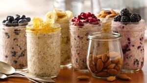 Zdravé letné raňajky: Vyskúšajte chutné OVSENÉ KAŠE kaše bez varenia