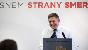 Fico prisľúbil vyššiu minimálnu mzdu a nižšiu DPH