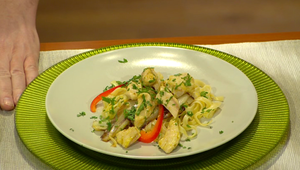 Čakankové rezance s kuracím mäsom na kari