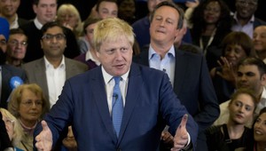 Konzervatívni poslanci dostali varovanie. Ak chcete zablokovať brexit bez dohody, vylúčime vás z klubu