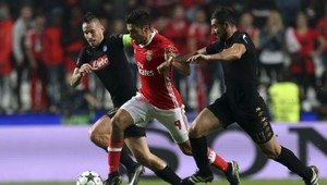 Neapol aj Benfica s postupom. Besiktas zmrzol v kyjevskej zime