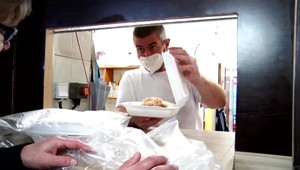 V Sabinove sa podnikatelia aj ľudia môžu tešiť. Vďaka zaočkovanosti preklopia okres z čiernej do bordovej