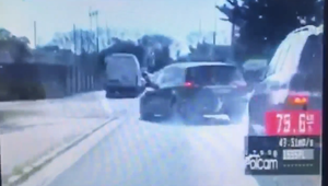 VIDEO: Takúto naháňačku ste ešte nevideli! Ulice Bratislavy si pomýlil s driftovacou dráhou