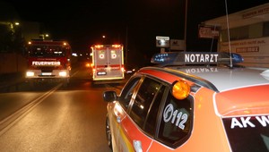 Mladík zaútočil vo vlaku sekerou a nožom na rodinu z Hongkongu