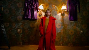 Ako prežiť, keď sa na vás vykašle vlastná matka? Amerikánka vám to ukáže!