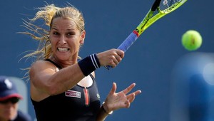 Cibulková postúpila do osemfinále dvojhry v Tokiu