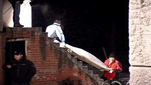 Exmanželia obvinení z vraždy poštárky sú vo väzbe