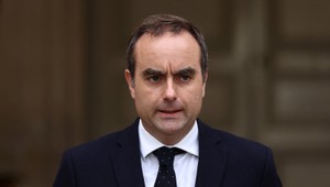 Prezident Macron znovu vymenoval Sébastiena Lecornua za premiéra Francúzska