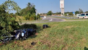 Smrteľná nehoda motorkára pri Trnave: Pravdepodobne nezvládol riadenie