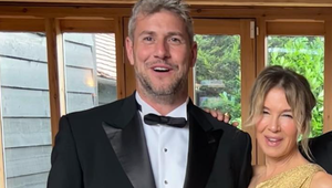 Konečne stretla toho pravého? 54-ročná herečka sa zasnúbila!