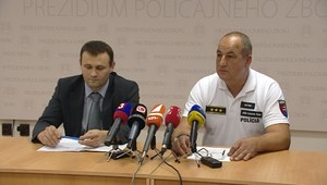 ZÁZNAM: Policajti zhabali drogu silnejšiu ako heroín