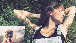 Nemal to vedieť nikto, no už to vedia všetci! Slávna speváčka sa zasnúbila