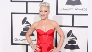 PINK sa úprimne vyjadrila k plastikám, ženy jej tlieskajú: Súhlasíte s jej slovami aj vy?