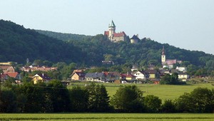 ZÁZNAM: V Smoleniciach zaútočili na banku. So samopalom...