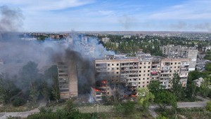 1300. deň na Ukrajine: Rakety na poliach a drony nad mestami. Ukrajina čelí intenzívnej vlne ruských útokov