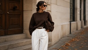 Biele nohavice po lete neodkladajte: Práve na jeseň môžu vyzerať najviac šik a trendy