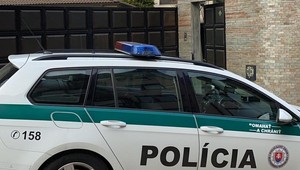 NAKA zasahovala v dome, v ktorom býva exmanželka najbohatšieho Slováka. Akcia súvisela s násilným zločinom