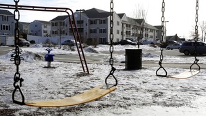 Deväťročné dvojčatá žili mesiace bez dozoru